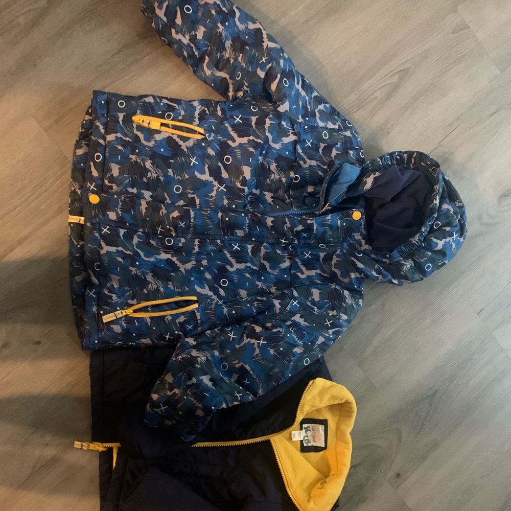 Boys Jacket size 4/5